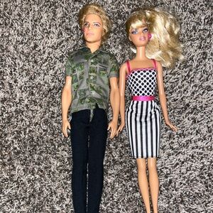 Set of 2 Dolls, Barbie and Ken pair